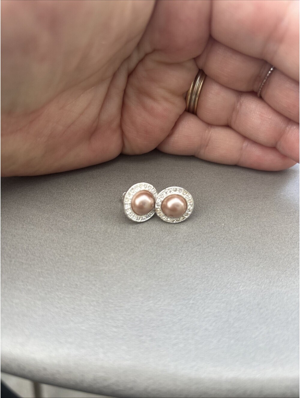 Avon Autumn Romance Champagne Pearly Earrings